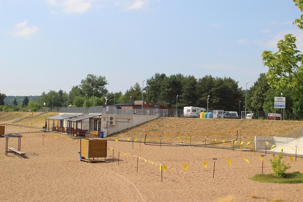 Kaunas Camp Inn Exteriör bild